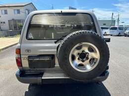 タイヤ溝とは「目に見える任意保険」です！！タイヤの山はまだまだ残ってます。安心してお乗り頂けます！