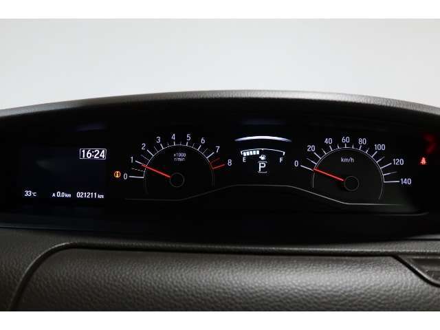 メーターも見易いレイアウトなので安心ドライブをサポートします☆