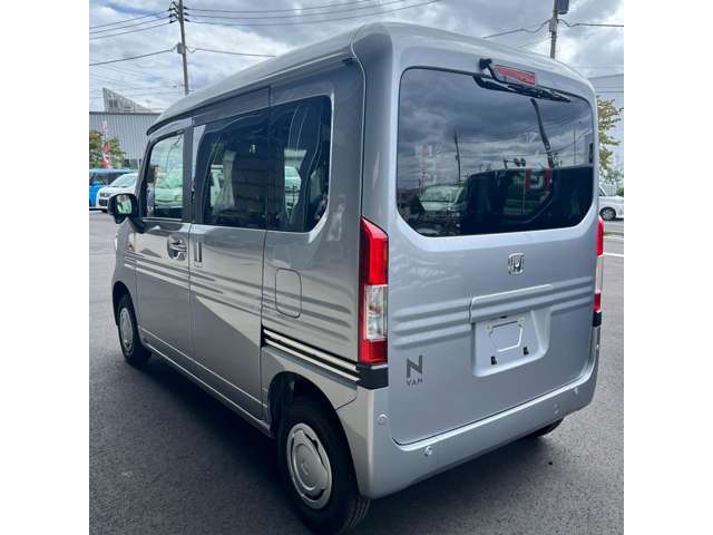 人気の登録済・届出済未使用車やおすすめ中古車を展示中！！各社メーカーの人気の軽自動車・小型車・普通車・大型車まで高須自動車にお任せ下さい！！日々新しい展示車両が続々入荷中です！！