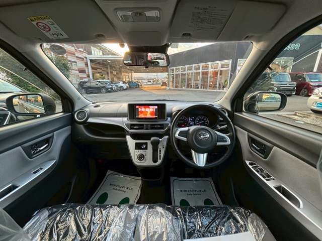 【インパネ】足元広々してます！