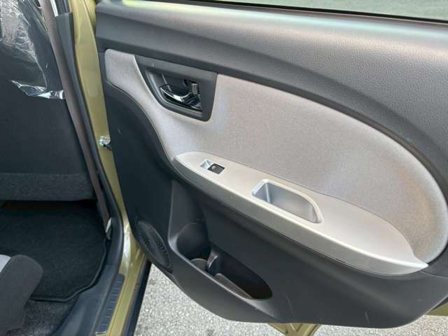 【パワーウインドウ付きです♪】