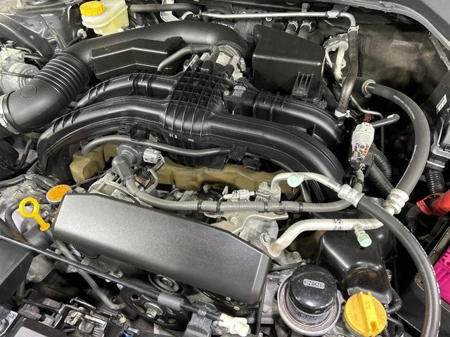 親切・丁寧な専門メカニックスタッフが応対！・車検・点検整備・事故等の修理などアフターサービスも安心。お車のカスタマイズもネクステージのサービススタッフまでご相談ください！