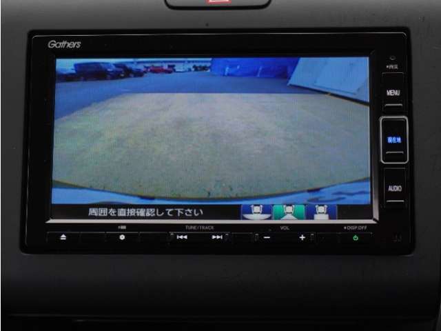 ◆バックカメラ◆リバースにするだけで映ります、後方の安全確認や、狭い駐車場での車庫入れ、雨の日や夜間など視界の悪い時に便利です！安全にバックする為には欠かせない装備です。