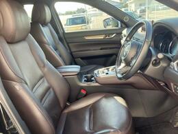 「この車の写真をもっと見たい」「状態が気になる」「この装備はついている？」どんな小さな疑問でもお気軽にお問い合わせください！