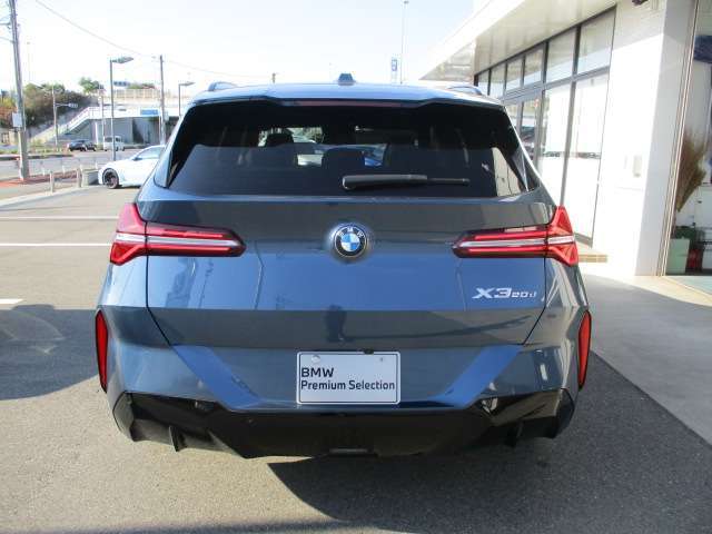 当社の営業時間は10時から18時までとなります。営業時間内にお問い合わせをいただきましたら、当日ご回答させていただけるように努めます。営業時間外のお問い合わせは翌日ご回答差し上げます。