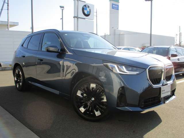 初めて輸入車を検討される方、輸入車に興味はあるけれどメンテナンスなど不安や質問がたくさんある方、是非一度当社にお出かけ下さい。一つ一つご質問に丁寧にお答えさせていただきます。お気軽にお声かけ下さい。