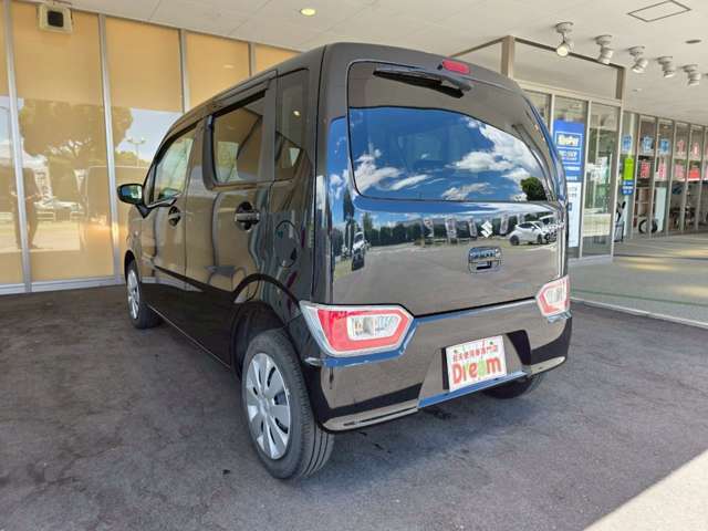 ☆当店の届出済・登録済未使用車は、原則走行距離が10km未満で年式が2年以内の車としております。☆豊富な在庫から車種、グレードや色をお選びいただくことできます。