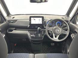 【インパネ全体】全方位で視界が広く、高い目線で運転もしやすいです！