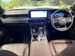 グループ総在庫数約30，000台！！全国の系列店からメーカー・車種問わずご紹介出来るので、あなたにピッタリのお車が見つかるはずです♪まずはお問い合わせ下さい☆