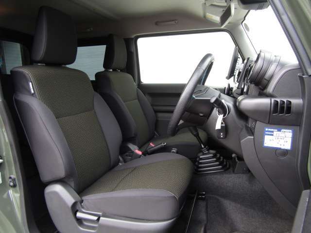 【全車内ルームクリーニング】キレイな状態でお車をご覧いただけます。LINEでのお問合せ、写真添付OKです。