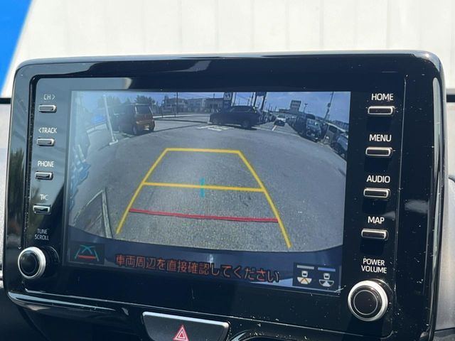【バックカメラ】駐車時に後方がリアルタイム映像で確認できます。大型商業施設や立体駐車場での駐車時や、夜間のバック時に大活躍！運転スキルに関わらず、今や必須となった装備のひとつです！