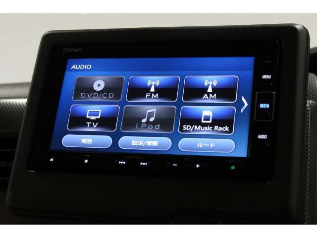 ナビゲーションももちろん装備☆多彩な機能で快適ドライブをアシスト☆オーディオ機能も充実していますね☆