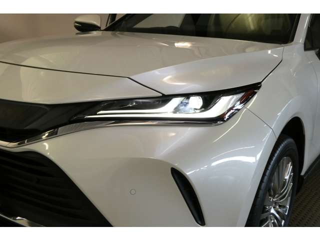 各店舗のスタッフがこだわった中古車をこの時期ならではのお値段で♪ぜひその目でお確かめください！