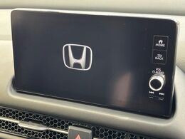 【9インチ　ホンダコネクトディスプレイ】視認性の高い大画面ディスプレイでナビの使用や、お持ちのスマートフォンと連携したbluetoothでの音楽再生が可能です♪