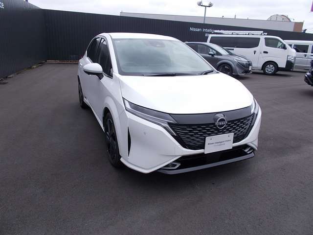 ★プレミアム認定中古車★走行距離5万km以下、厳正な基準をクリアした車両基準4.5以上の車両です！安心と高品質にこだわり抜いております。詳しくは「車両品質評価情報」にて、車両状態証明書をご覧くださいませ。