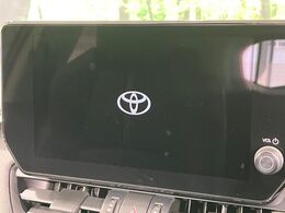 【10.5インチ　ディスプレイオーディオ】大画面のディスプレイはAppleCarPlayやAndroidAutoが利用可能。大きな画面でスマホナビアプリ等が利用いただけます♪