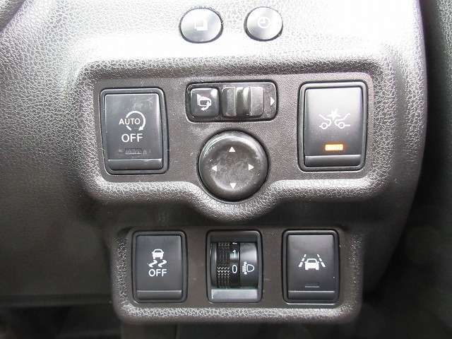 運転席操作部もご確認を(^^)/