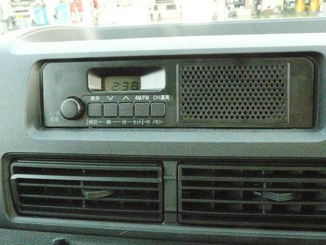 AM/FM付きラジオ