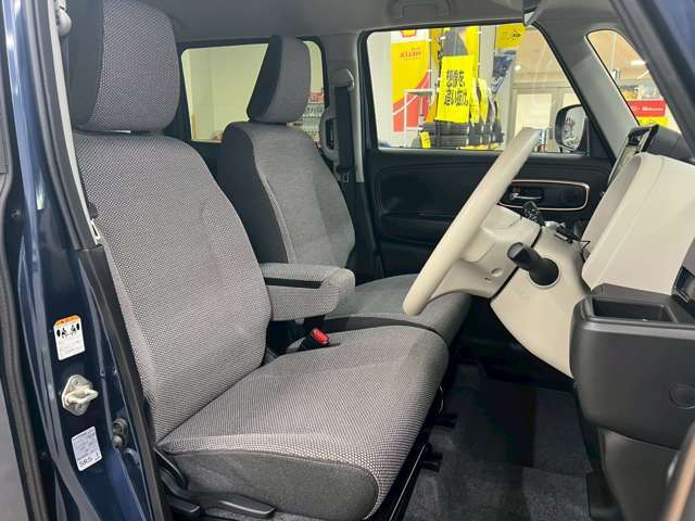 自社陸運局認証工場＆指定工場完備！国家資格車検検査員資格を持った整備士による整備。ステレオ・エアコン等走行に関係の無い所も不具合箇所が有れば修理してご納車致します☆