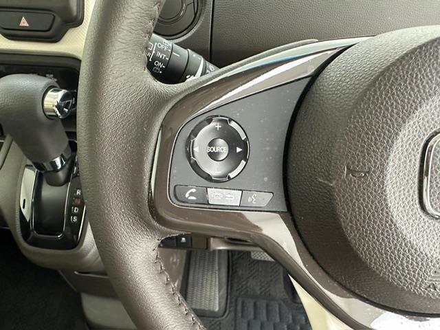 【運転席操作部】快適なドライブを楽しむための機能が装備されています！運転席から触れるので、使いやすいです！除菌プランいれていただくと、さらに清潔で安心していただけます！
