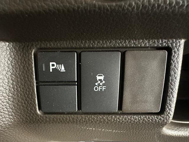 【運転席操作部】快適なドライブを楽しむための機能が装備されています！運転席から触れるので、使いやすいです！除菌プランいれていただくと、さらに清潔で安心していただけます！