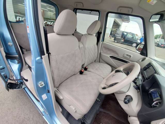 遠方販売の実績多数あり、現車を見ないでご購入されるお客様の不安な点を一掃出来る様にご案内いたします。