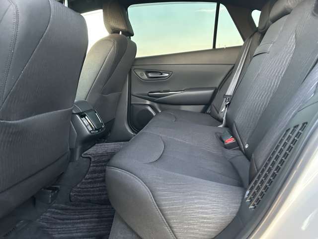 【2列目シート】現車の確認はお電話でも承っております。