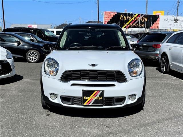 ☆全塗装済☆1.6ターボ☆ブラックレザー☆パドルシフト☆4WD☆5人乗り☆走行3万キロ未満