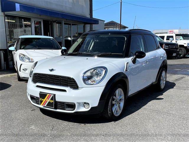 ☆全塗装済☆1.6ターボ☆ブラックレザー☆パドルシフト☆4WD☆5人乗り☆走行3万キロ未満