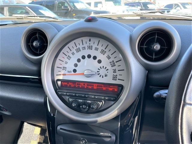 ☆全塗装済☆1.6ターボ☆ブラックレザー☆パドルシフト☆4WD☆5人乗り☆走行3万キロ未満