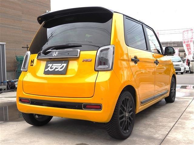 視界の良さと取り回しの良さで、たまに運転する奥様にも安心♪