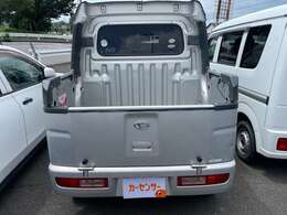 広い展示場・駐車スペースをご用意しております。ごゆっくり現車確認いただけます♪