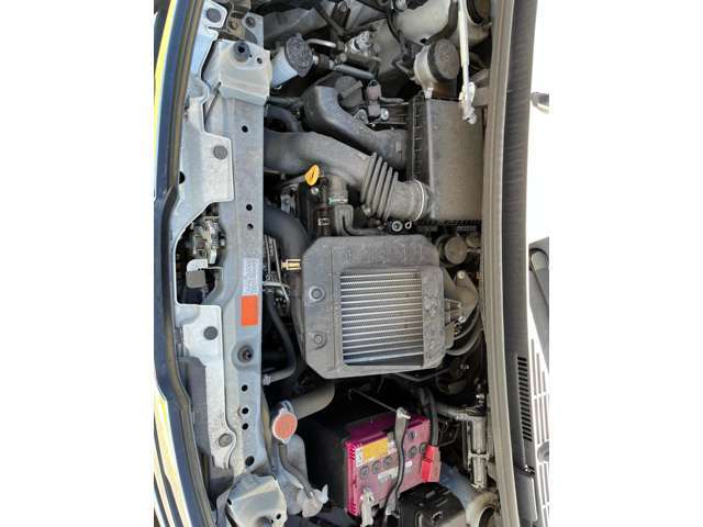 ☆自社整備工場完備の為、納車前にはしっかり整備をさせて頂きます！また気になる傷や凹みに関しましても一般の鈑金工場よりお得な価格でご提供しております。ぜひご相談下さい♪♪