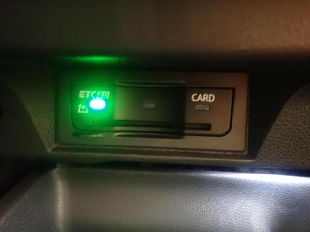 グローブBOX内にビルトインタイプETC(DSRC)を装備！！