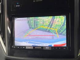 【バックカメラ】駐車時に後方がリアルタイム映像で確認できます。大型商業施設や立体駐車場での駐車時や、夜間のバック時に大活躍！運転スキルに関わらず、今や必須となった装備のひとつです！