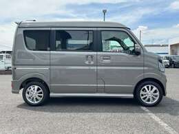 ◆ルームクリーニング◆中古車は匂いや汚れが気になる...そんな不安を和らげるルームクリーニングも施工可能です。是非ご相談ください。