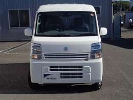 ロングラン保証1年付きです。保証距離は走行距離無制限となっております（プラスでの延長保証もございますがその場合は有料となっております。詳しくはスタッフまでお尋ねください。）