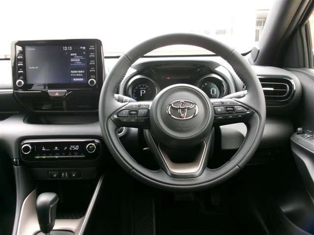 ご購入の車両には、ご納車前に室内の除菌・消臭を施行いたします。※ただし、すべての臭いを消臭できるわけではございませんので、あらかじめご了承ください。