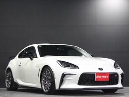 ご来店前にお問合せフォームから「来店予約」をお願い致します。予約ナシの当日のご来店については恐れ入りますがお電話で在庫確認をお願い致します。