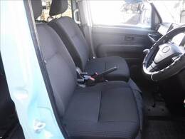 4WDターボ☆ディスプレイオーディオBカメラ☆ETC☆ドラレコ☆リフトアップ☆LEDヘッドライト☆LEDフォグ☆ARBルーフラック☆リアラダー☆ルーフLEDライトバー☆荷台ラック☆リアヒーター☆禁煙車