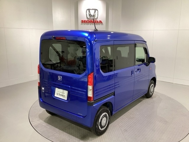 Honda認定中古車 U-Selectは3つの安心をお約束します。　1　Hondaのプロが整備した安心。 2　第三者機関がチェックした安心。　3　購入後もHondaが保証する安心。