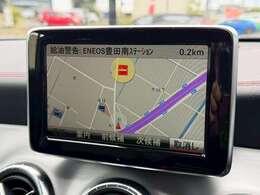 純正ナビゲーション搭載。音楽の録音やフルセグTV、Bluetoothお楽しみいただけます。