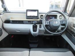 ご納車後も安心なプレミア保証をご提案いたします。ナビや電装品、エアコンなども含めた600項目の充実した保証内容と安心のロードサービス付帯でサポートいたします。詳細はお尋ねください。