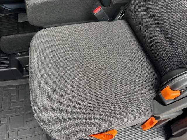 「カーセンサーを見て電話しました」とお伝えください。ご不明点等は096-342-1088までご連絡ください。全国納車対応可能（有償）、各種ローンプランもご用意しております。