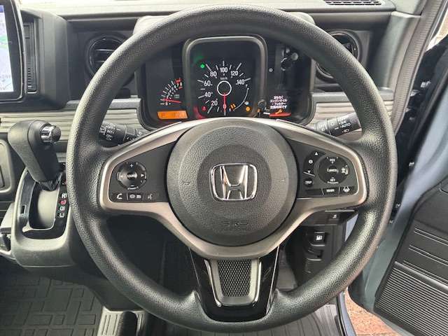 カスタムや持ち込みパーツの取り付けにも力を入れておりますのでお気軽にご相談ください。