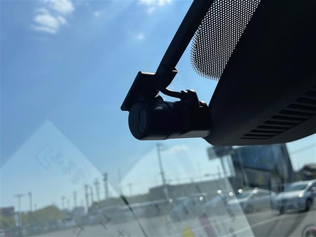 【その他】このクルマ限定で使える装備品が付いています！使い方などはぜひ実際に店舗にお越しいただき、専門スタッフにお尋ねください！