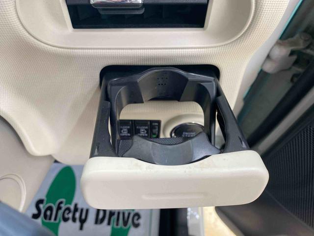 特に気になる室内は、360°viewで室内をご覧いただけるように専用カメラ撮影しております。実際に運転席に座って眺めているみたいな臨場感が体験できます。