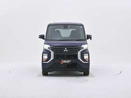 【LEDヘッドライト】悪天候や夜間走行時も良好な視界を確保し安心して運転できる高輝度LEDヘッドライトを装備！点灯速度が早く、消費電力も抑えられています