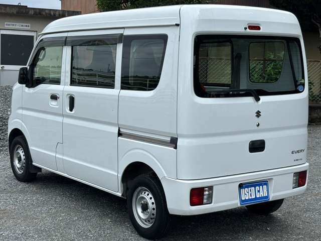 ★左斜め後ろ★任意保険、クレジット、JAFなど車のことなら当店にお任せ下さい！！あいおい損保代理店です。お客様とお車の安全をお守りいたします。無料お見積り致しますのでお気軽にご相談下さい！