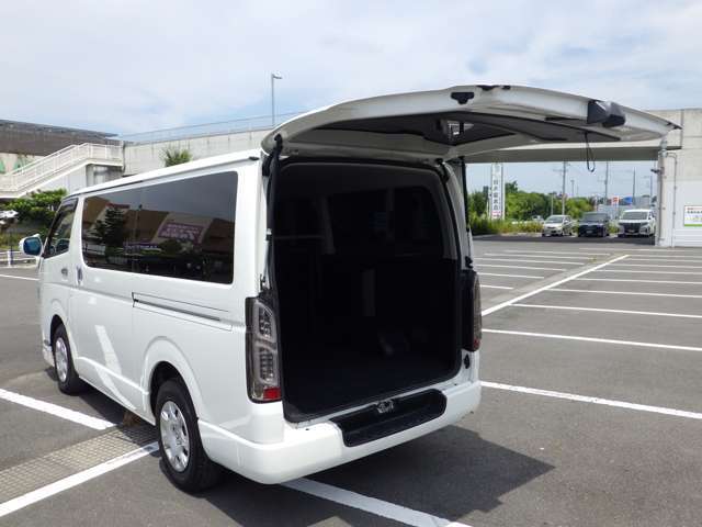 ☆開口部が広いので大きなお荷物も積載可能です☆